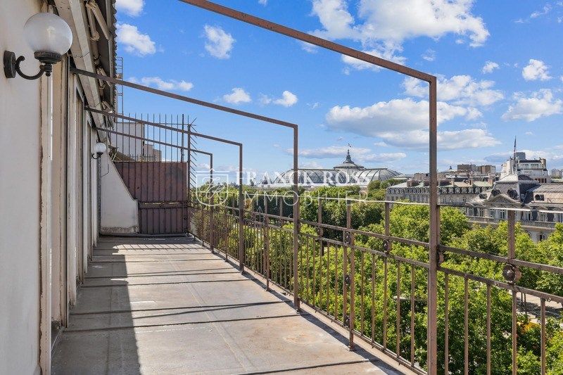appartement 5 pièces en location sur PARIS (75008)