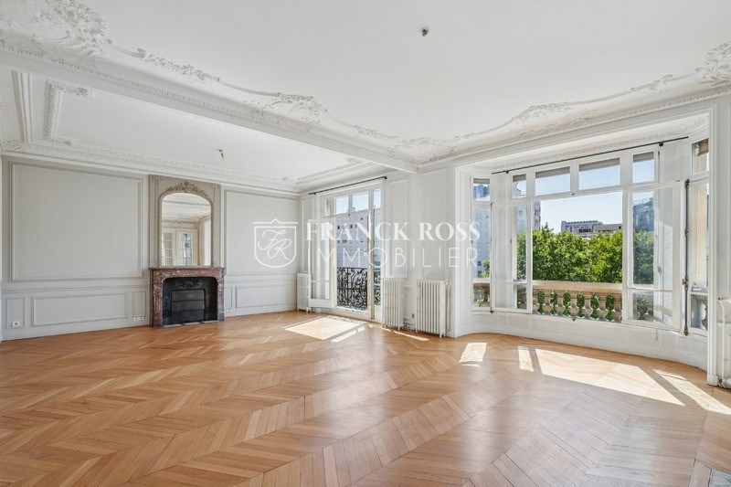 appartement 5 pièces en location sur PARIS (75007)