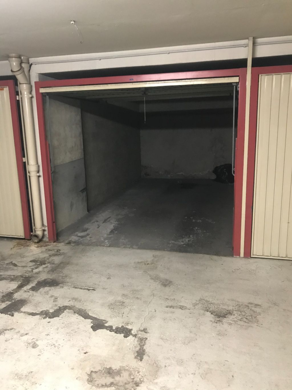 box en location sur PARIS (75007)