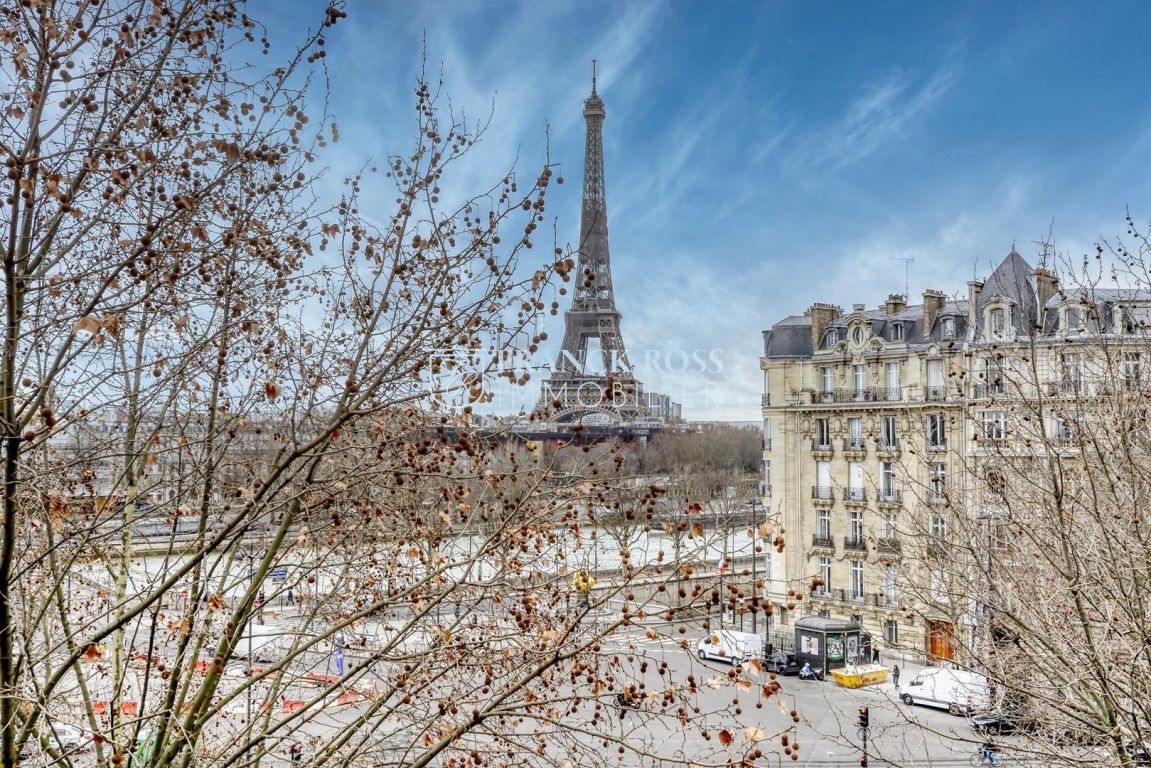 appartement 5 pièces en location sur PARIS (75008)